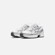 Buty męskie New Balance 740v2 White Shadow Grey Navy