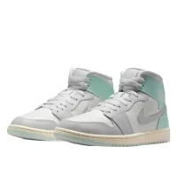 Buty damskie Jordan 1 Mid Football Grey Igloo (Women's)