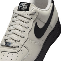 Buty męskie Nike Air Force 1 '07 Light Bone Black