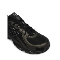Buty męskie New Balance 740 Black